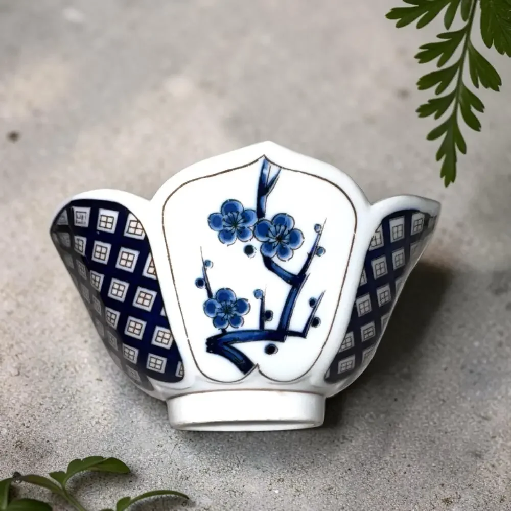 Set of 5 Blue White Porcelain Rice Bowls Floral Bamboo Geometric Scalloped Edge